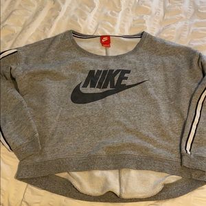 Nike size Med hi-lo sweatshirt